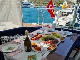 Lagoon 410 S2 in Fethiye / Yacht Club Mai thumbnail 5