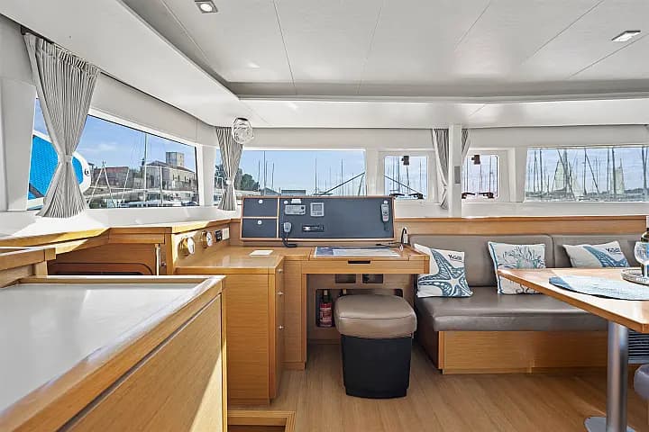Lagoon 450 in Šibenik / D-Marin Marina Mandalina - Photo 5