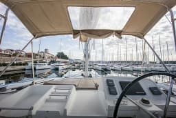 Lagoon 450 in Šibenik / D-Marin Marina Mandalina thumbnail 9