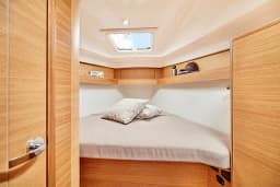Elan Impression 40.1 in Athens / Alimos Marina thumbnail 23
