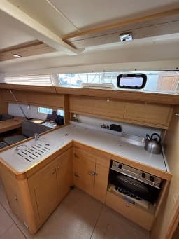 Dufour 412 Grand large in Corfu / Gouvia / D-Marin Marina Gouvia thumbnail 14