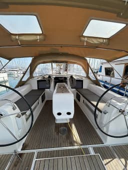 Dufour 412 Grand large in Corfu / Gouvia / D-Marin Marina Gouvia thumbnail 23