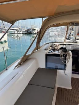 Dufour 412 Grand large in Corfu / Gouvia / D-Marin Marina Gouvia thumbnail 28