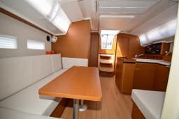 Sun Odyssey 410 in Marmaris Yacht Marina thumbnail 19