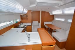 Sun Odyssey 410 in Marmaris Yacht Marina thumbnail 30