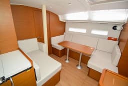 Sun Odyssey 410 in Marmaris Yacht Marina thumbnail 34