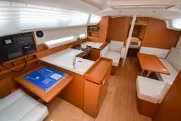 Sun Odyssey 410 in Marmaris Yacht Marina thumbnail 43