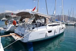 Sun Odyssey 410 in Marmaris Yacht Marina thumbnail 48