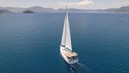 Sun Odyssey 410 in Marmaris Yacht Marina thumbnail 7