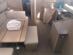 Oceanis 40.1 in Salerno / Marina d'Arechi thumbnail 2