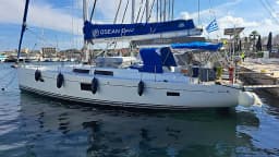 Hanse 455 in Lavrion Main Port thumbnail 16