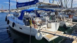 Hanse 455 in Lavrion Main Port thumbnail 48