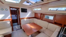 Hanse 455 in Lavrion Main Port thumbnail 7
