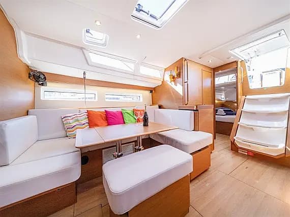 Sun Odyssey 490 in Primošten / Marina Kremik - Photo 3