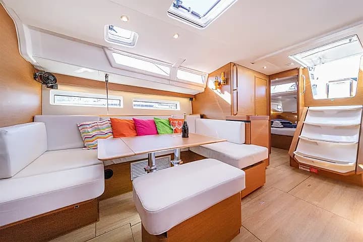Sun Odyssey 490 in Primošten / Marina Kremik - Photo 5