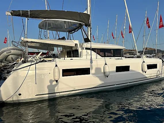 Lagoon 46 in Ibiza / Sant Antoni de Portmany Port - Photo 1