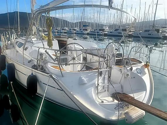 Deck plan of Sun Odyssey 40.3 in Lefkada / Port of Lefkas