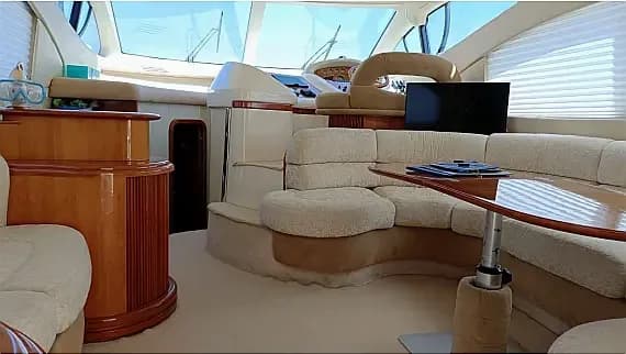 Azimut 46 in Rome / Marina di Nettuno - Photo 2