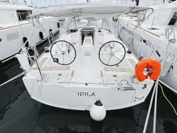 Oceanis 35.1 in Sukošan / D-Marin Dalmacija Marina thumbnail 22