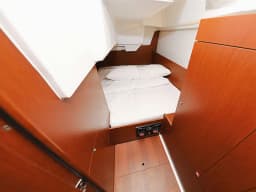 Oceanis 35.1 in Sukošan / D-Marin Dalmacija Marina thumbnail 43