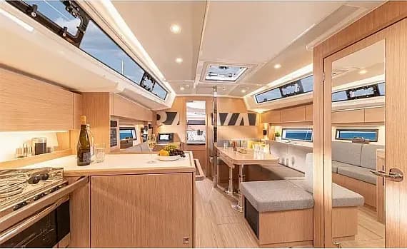 Bavaria C38 in Split / ACI Marina Split - Photo 3