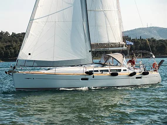 Sun Odyssey 42 i in Volos / Port of Volos - Photo 1