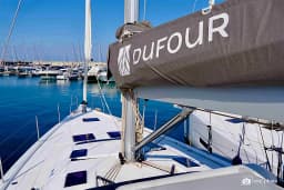 Dufour 530 in Castellammare di Stabia / Marina di Stabia thumbnail 5