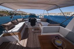 Motoryacht in Mykonos / Port of Mykonos thumbnail 11