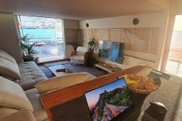 Motoryacht in Mykonos / Port of Mykonos thumbnail 16