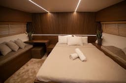 Motoryacht in Mykonos / Port of Mykonos thumbnail 21