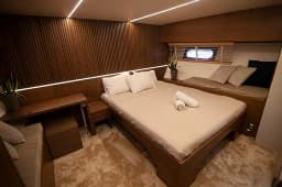 Motoryacht in Mykonos / Port of Mykonos thumbnail 22