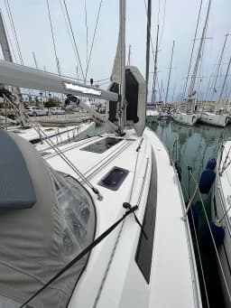 Bavaria 41 Cruiser in Lefkada / Port of Lefkas thumbnail 9