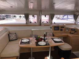 Lagoon 400 in Athens / Alimos Marina thumbnail 9