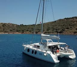 Lagoon 400 in Athens / Alimos Marina thumbnail 4