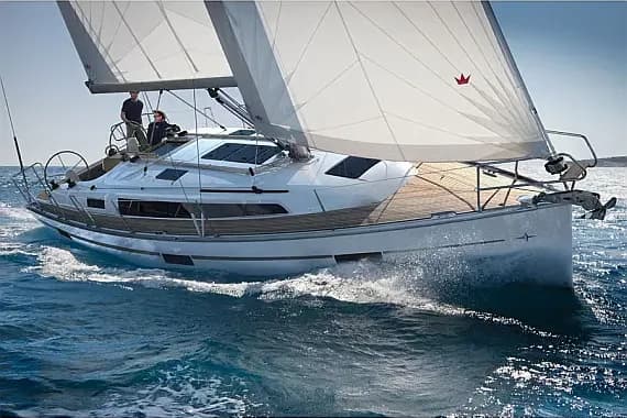 Bavaria Cruiser 37 in Sukošan / D-Marin Dalmacija Marina - image 1