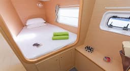 Lagoon 380 in Lavrion Main Port thumbnail 15
