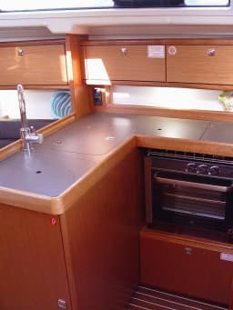 Bavaria Cruiser 34 in Sardinia / Portisco / Marina di Portisco thumbnail 7
