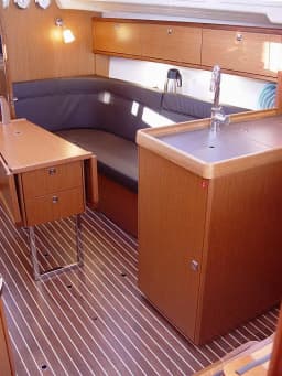 Bavaria Cruiser 34 in Sardinia / Portisco / Marina di Portisco thumbnail 8