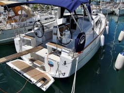 Oceanis 38.1 in Sukošan / D-Marin Dalmacija Marina thumbnail 6