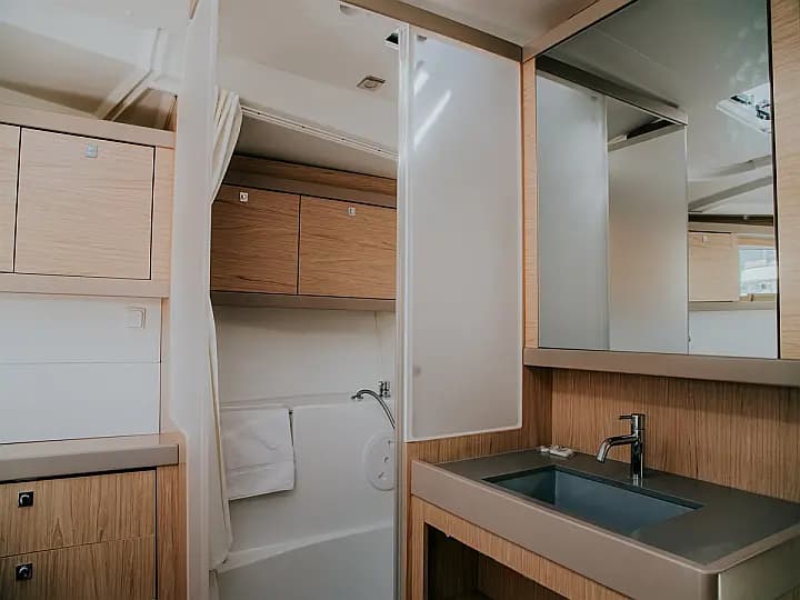 Oceanis 48 in Split / ACI Marina Split - Photo 4