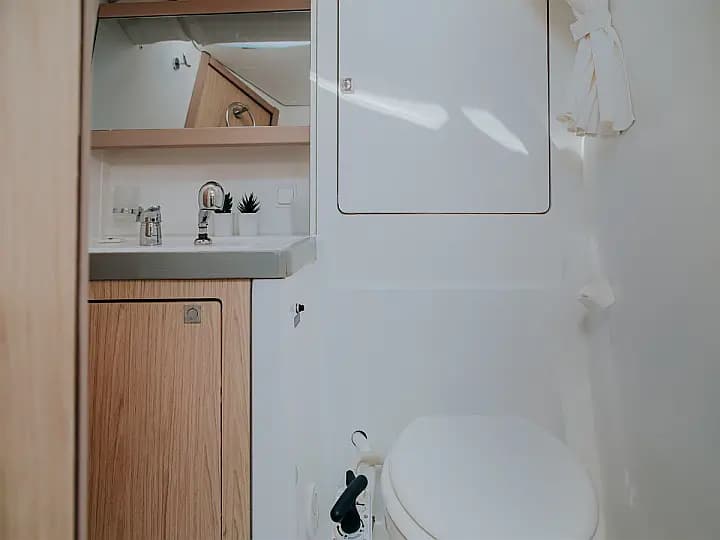 Oceanis 48 in Split / ACI Marina Split - Photo 5
