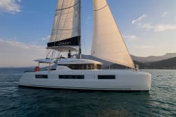 Lagoon 50 in Lefkada / D-Marin Marina Lefkas thumbnail 9