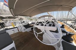 Hanse 588 in Salerno / Marina d'Arechi thumbnail 4
