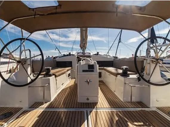 Sun Odyssey 440 in Lavrion / Olympic Marina - Photo 1