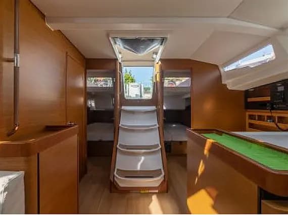 Sun Odyssey 440 in Lavrion / Olympic Marina - Photo 3