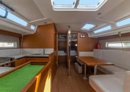 Sun Odyssey 440 in Lavrion / Olympic Marina thumbnail 5