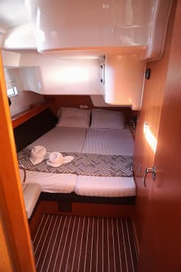 Bavaria Cruiser 51 in Athens / Alimos Marina thumbnail 6