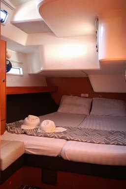 Bavaria Cruiser 51 in Athens / Alimos Marina thumbnail 7