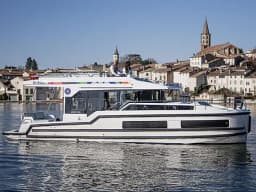 Liberty in Castelnaudary  / Castelnaudary thumbnail 1