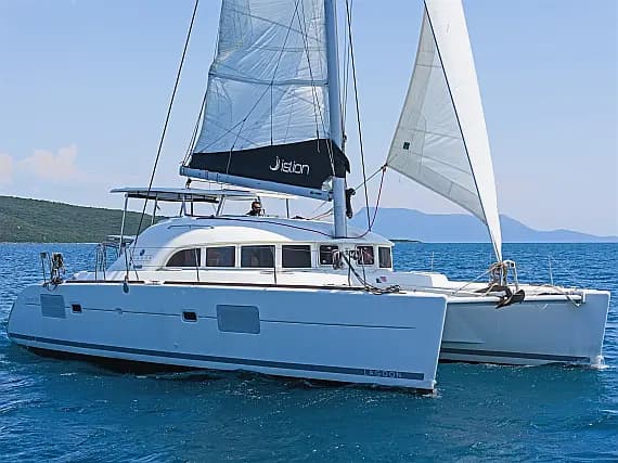 Lagoon 380 in Kavala Marina - Photo 1